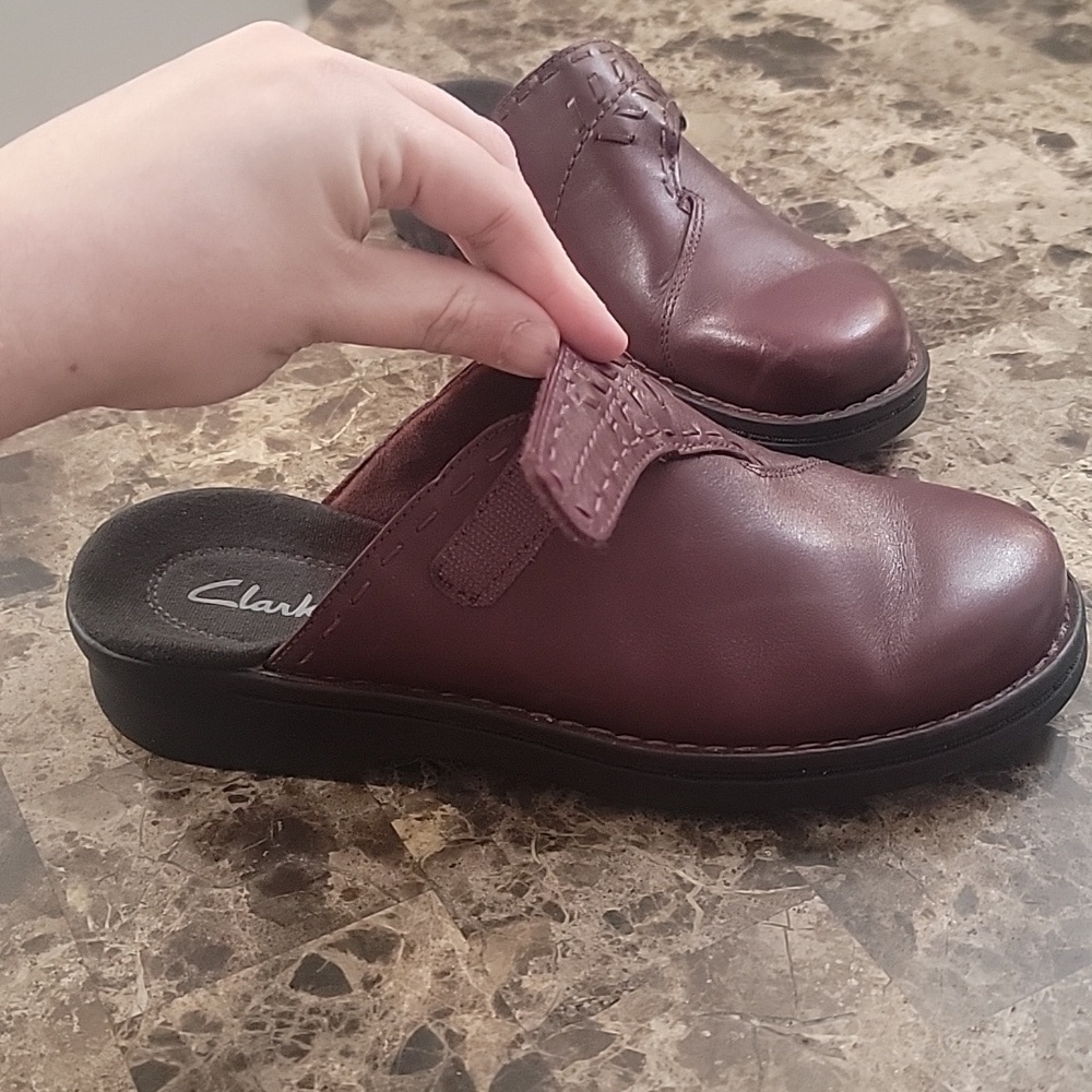 CLARKS Womens Brown(burgund) Leather Mule Slide Shoes Size 7M Accent Sandal's - Picture 6 of 8